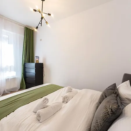 Urban Haven Retreat 925